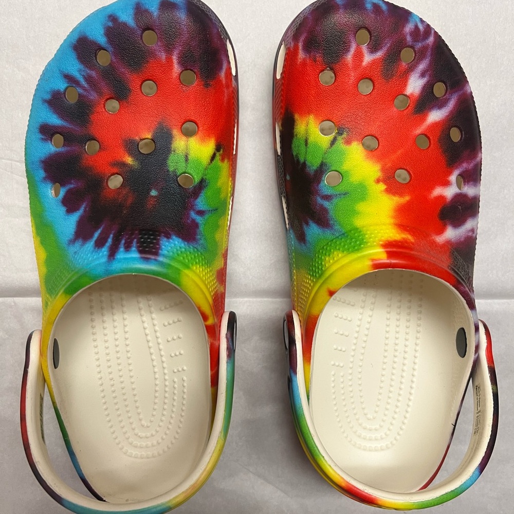 Crocs - Picture 4 of 5